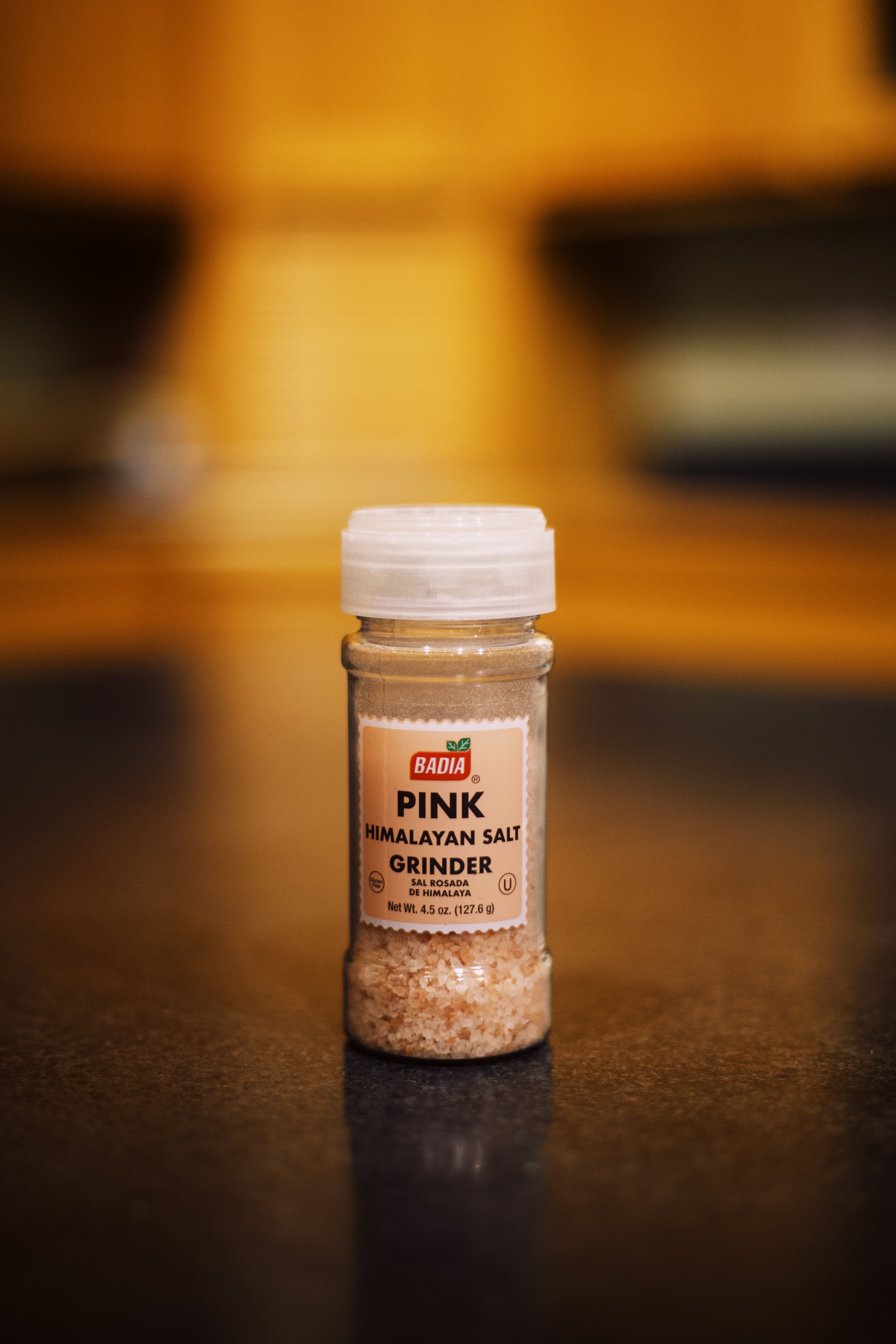A bottle of pink Himalayan salt | Source: Pexels