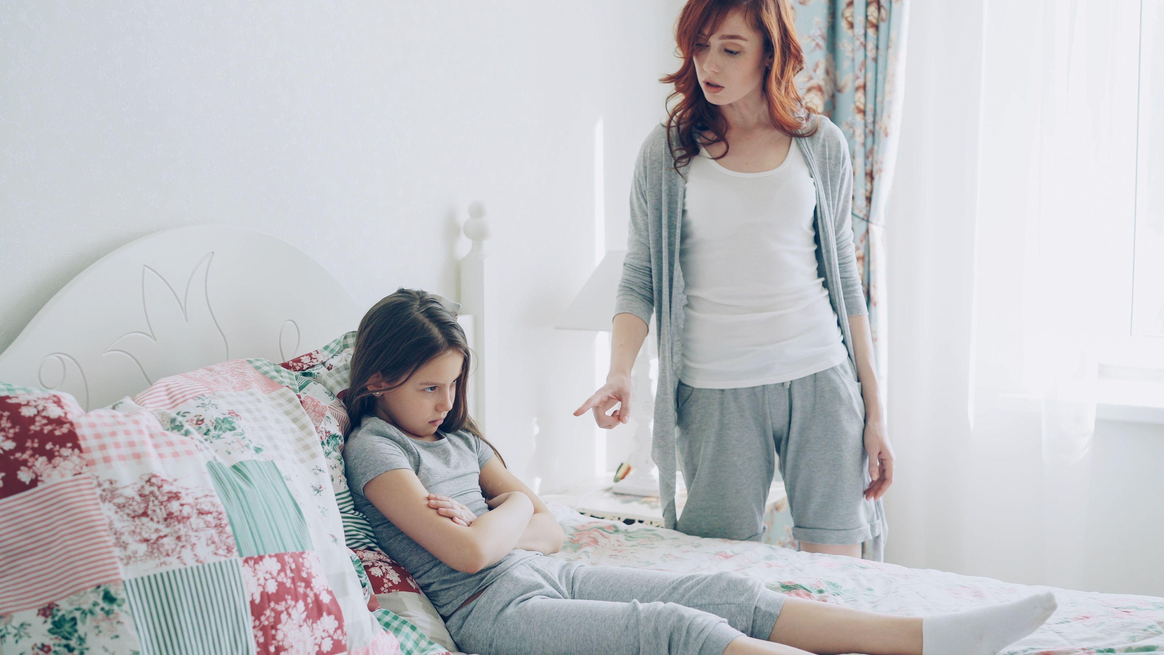A woman and her child in a tense moment | Source: Pexels